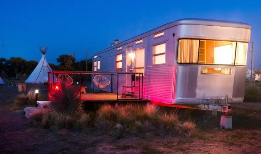 10 Best Bars in Marfa Texas for Craft Cocktails & Desert Nights