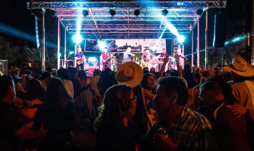 Top 5 Things to do in Marfa Texas and Travel Guide