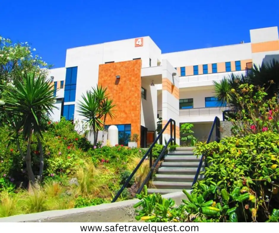 Stay Safely in Alpine