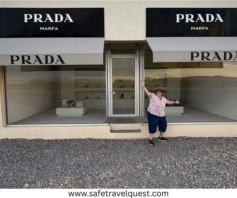 Visit Prada Marfa